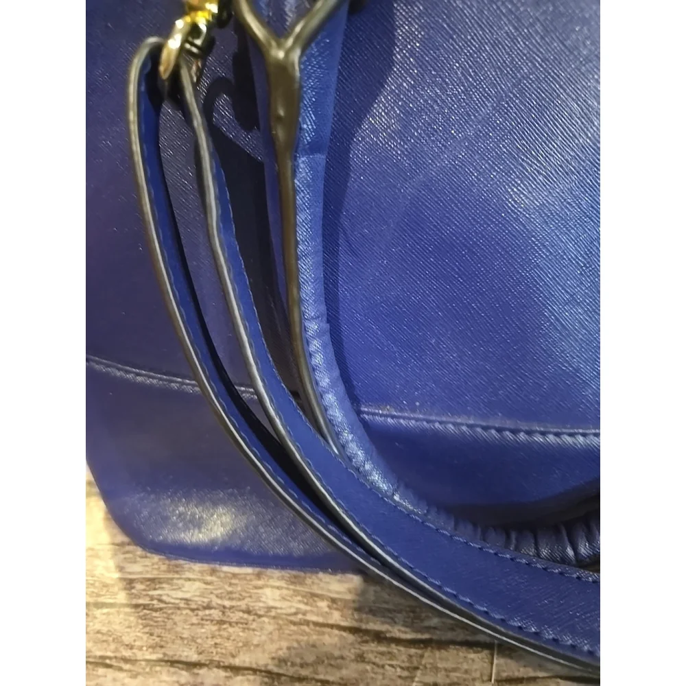 Anne Klein Beautiful Blue Leather Handbag Dome Shaped Excellent Condition (226)